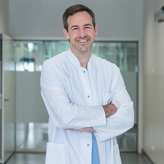 Dr. Florian Arco